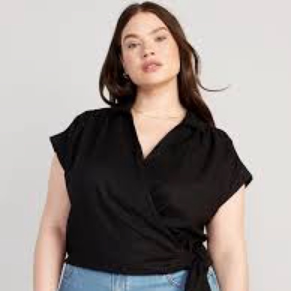 Old Navy Wrap-Front Cropped Oxford Sarong Top - Picture 9 of 9